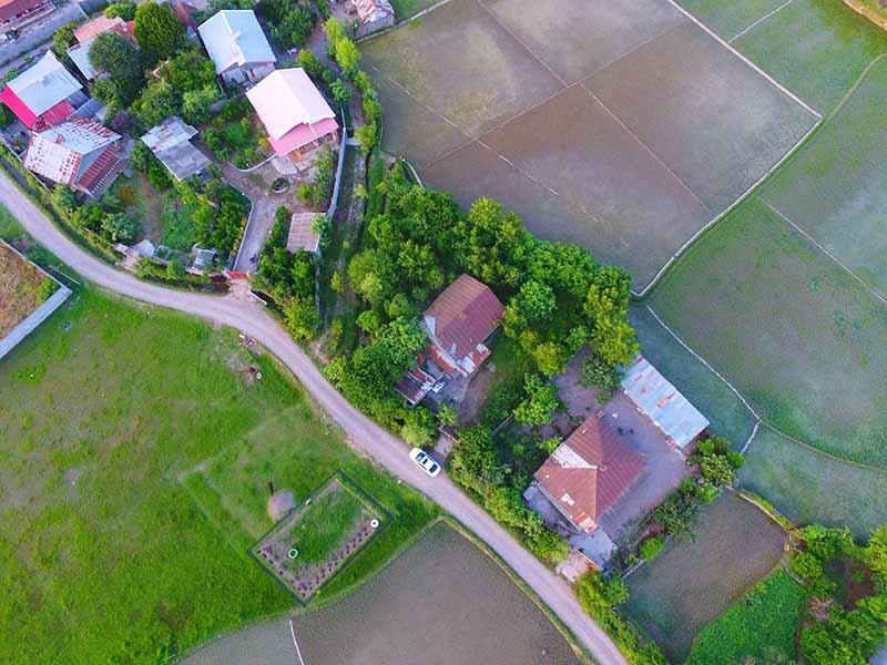 تصویرخانه بامحوطه 800 متری