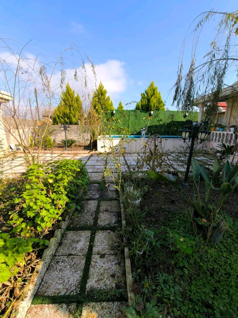 یک ویلای نوساز در مرکز شهر خشکبیجار