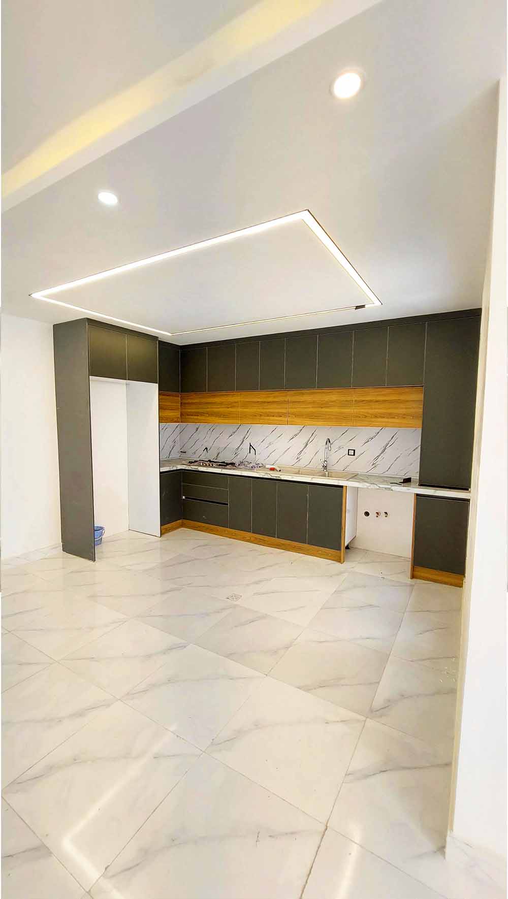 یک ویلای نوساز در مرکز شهر خشکبیجار