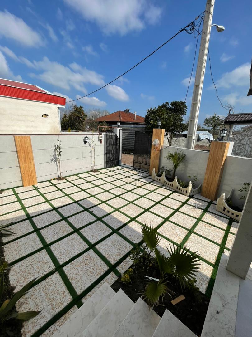 یک ویلای نوساز در روستا