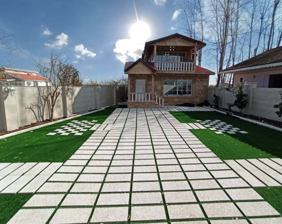 تصویر یک ویلای دوبلکس در لوکیشن روستایی