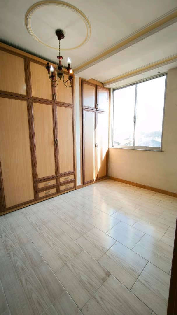 تصویر یک آپارتمان