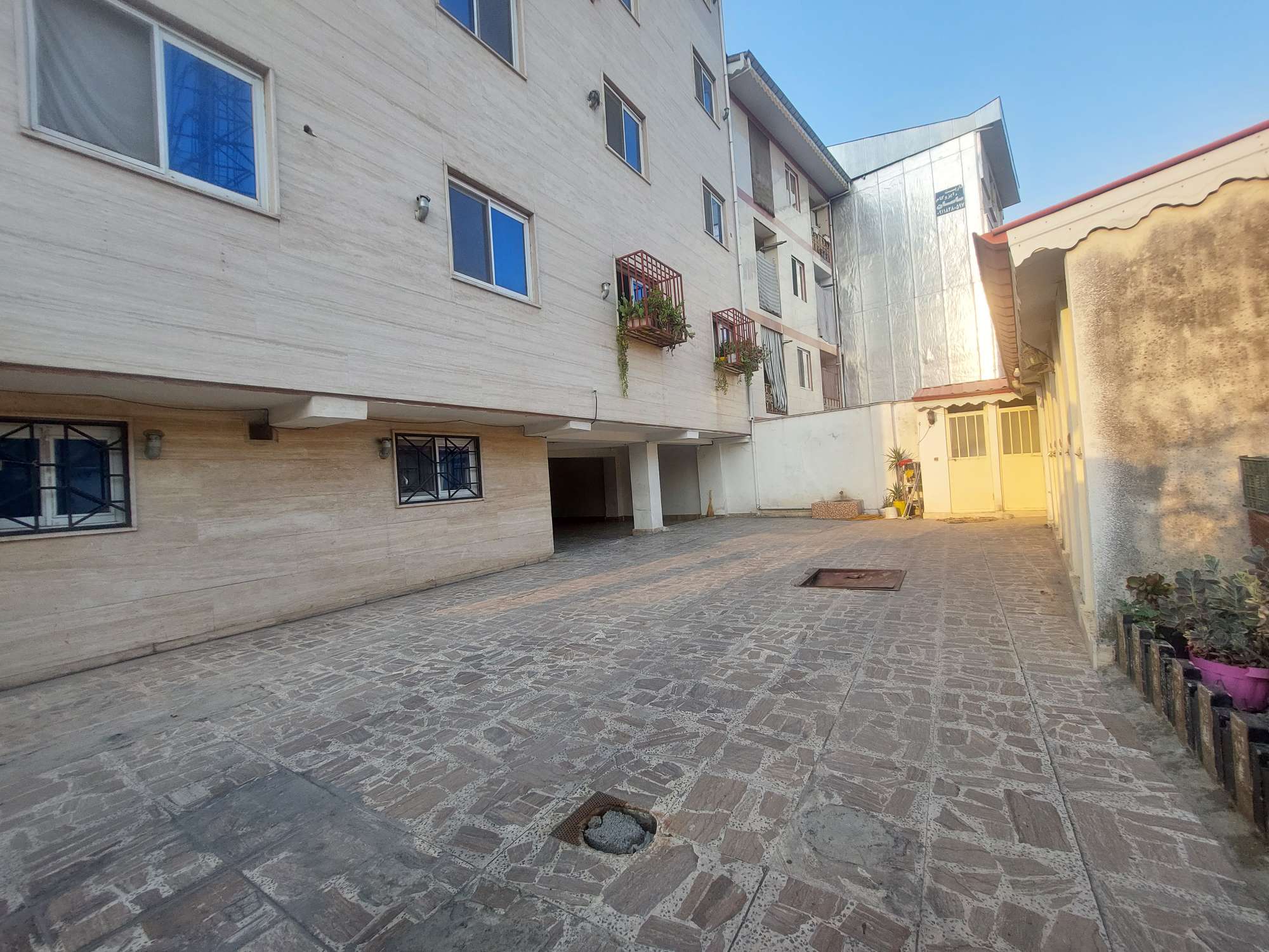 تصویر آپارتمان