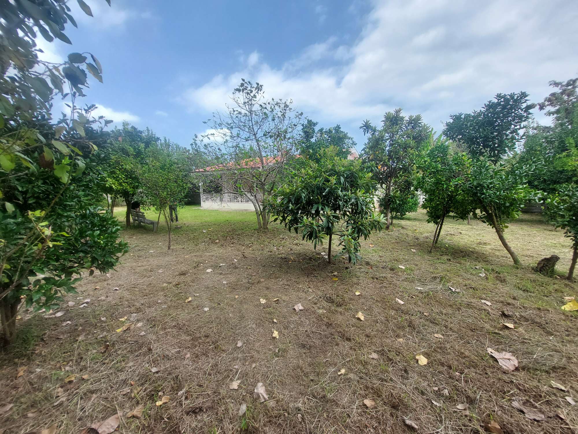 تصویر ویلا نوساز مرکز شهر خشکبیجار