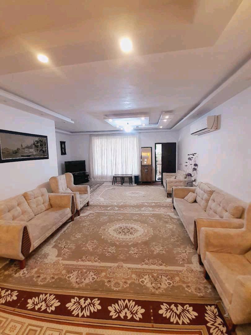 ویلا نوساز مرکز شهر خشکبیجار