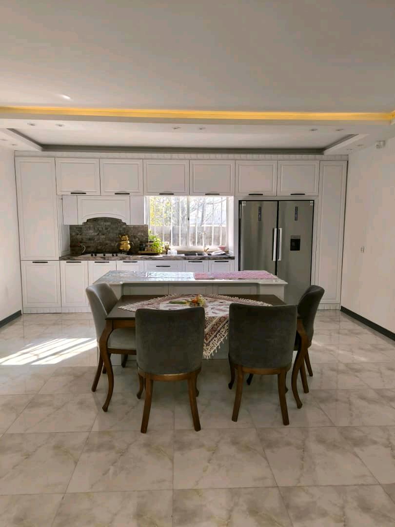 یک ویلای نوساز در مرکز شهر خشکبیجار