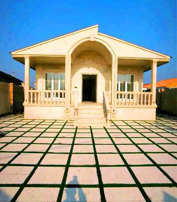 تصویر یه ویلای فلت در موقعیت روستایی با محوطه بزرگ